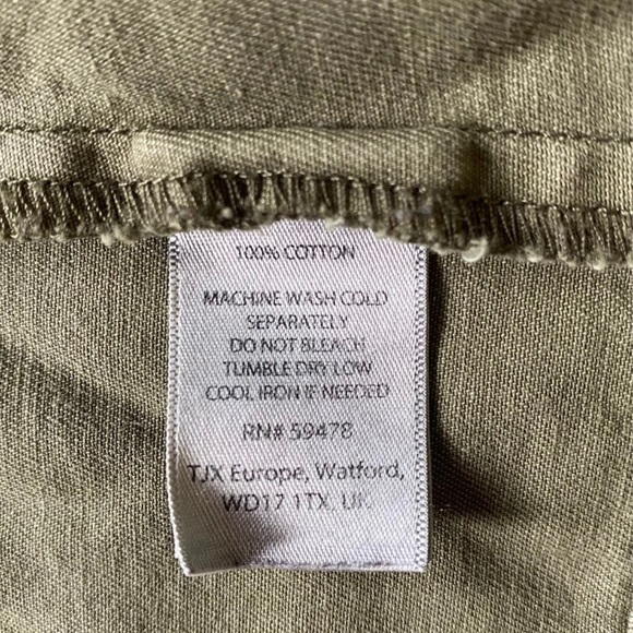 Utility/Cargo Vest - Picture 3 of 3